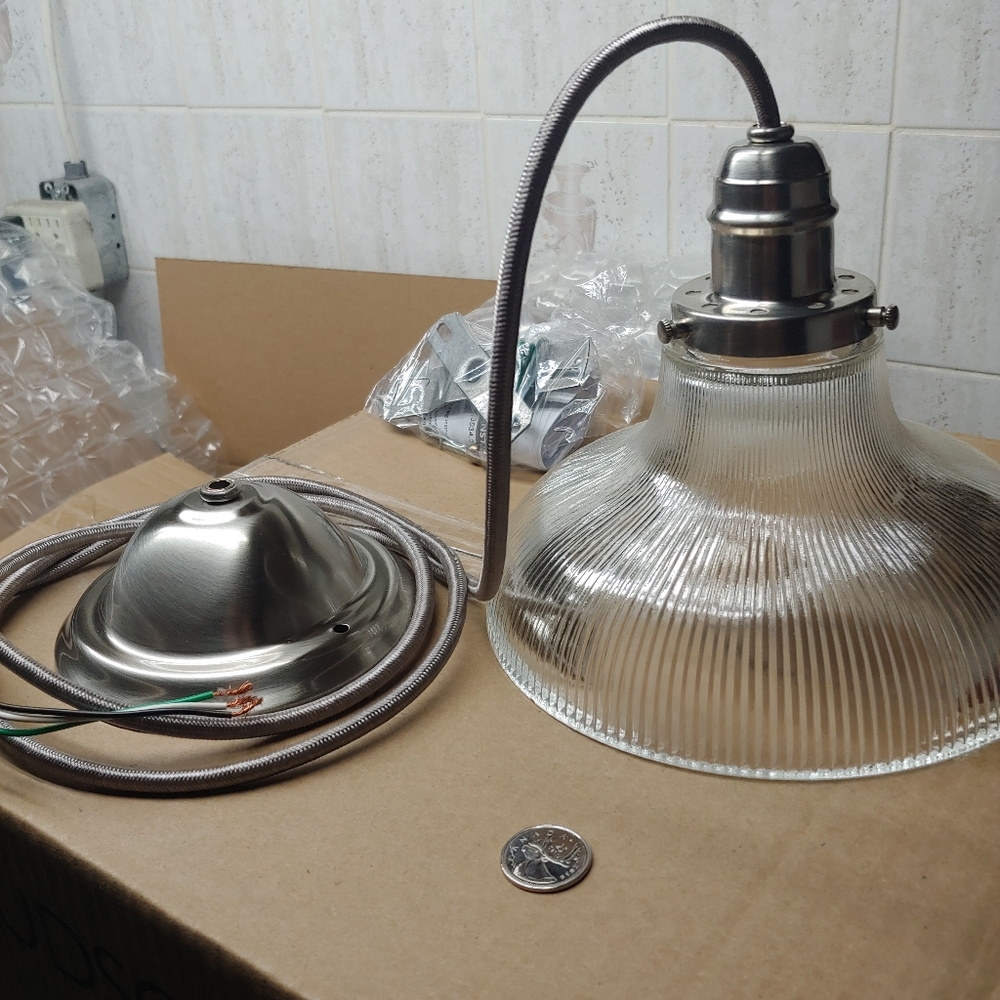 Vintage Look Pendant Lamp in Satin Nickel